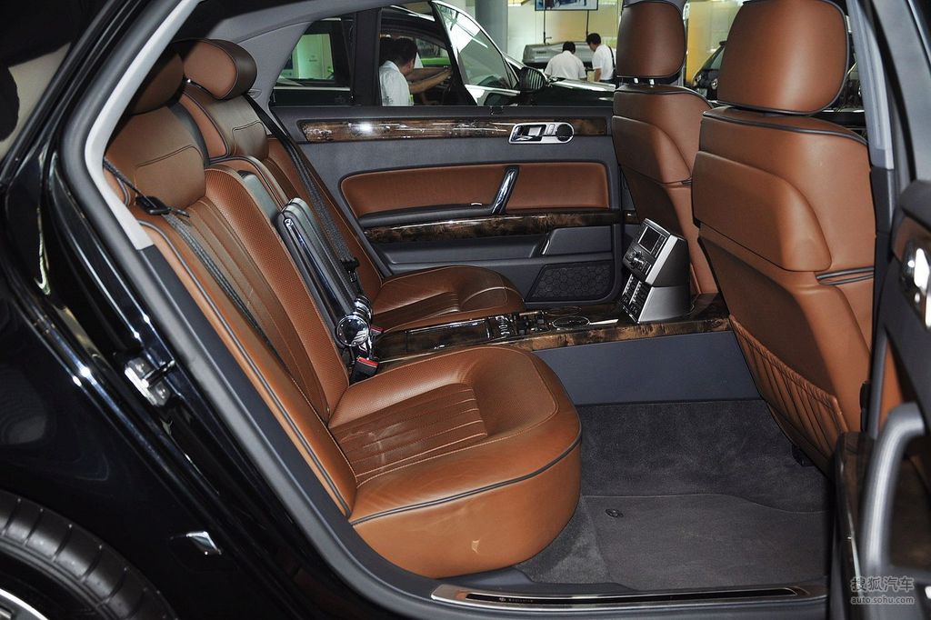 【 大众辉腾高清图片】_深色内饰_内饰_搜狐汽车网