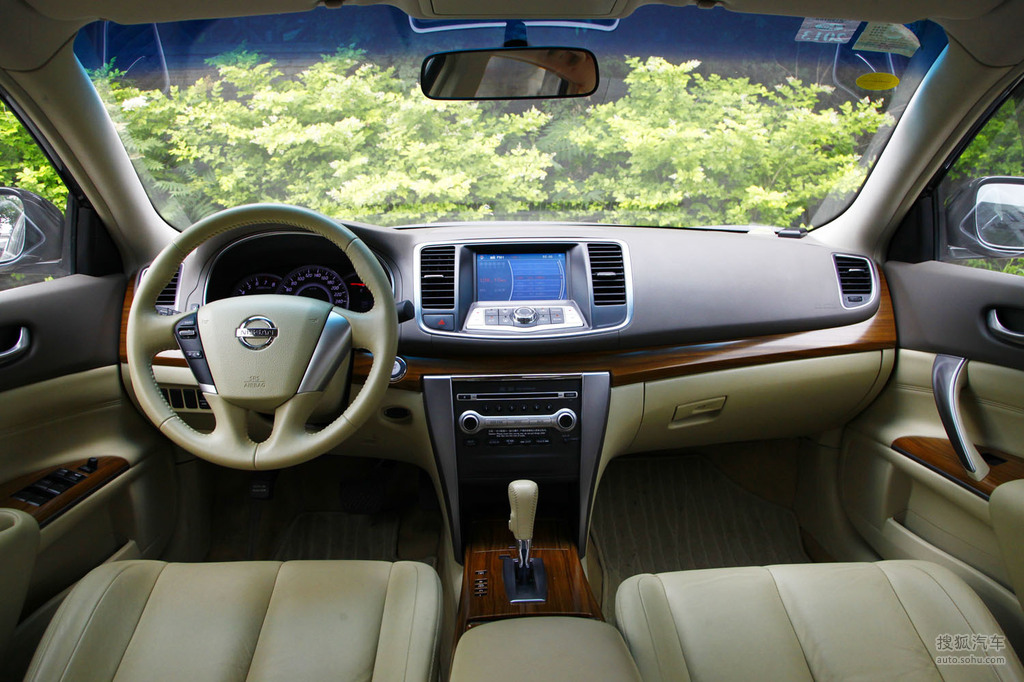 【 日产天籁高清图片】_2011款 2.0l xl舒适版_内饰_搜狐汽车网