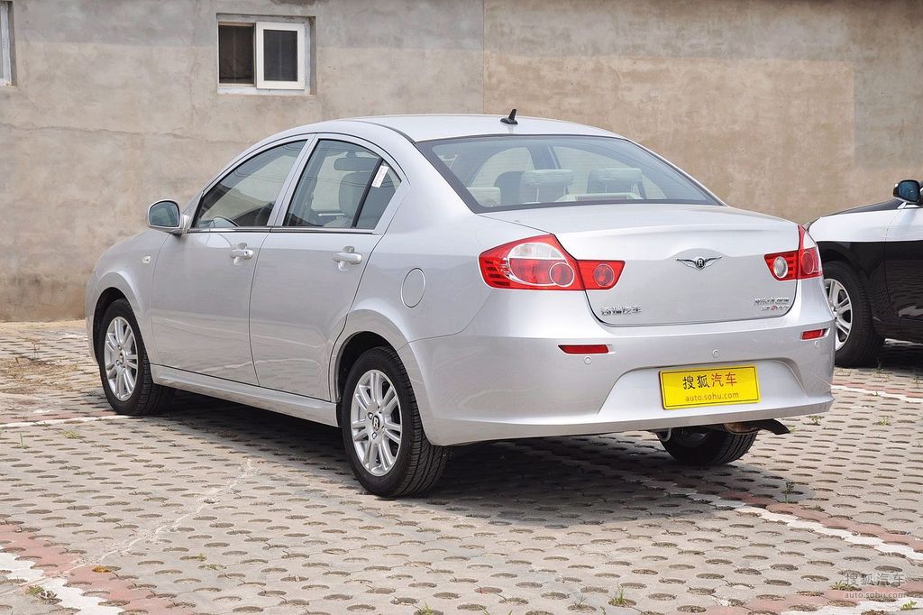 【 瑞麒g3高清图片】_丝缎银_外观_搜狐汽车网