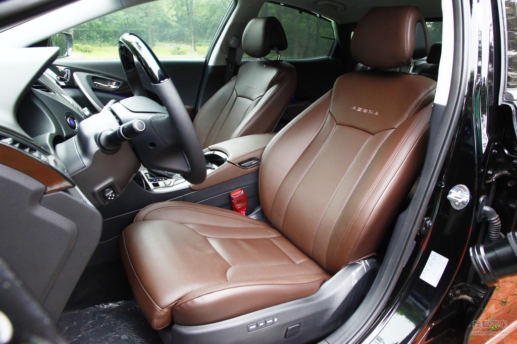 【 现代雅尊高清图片】_2011款 2.4l 旗舰版_内饰_搜狐汽车网