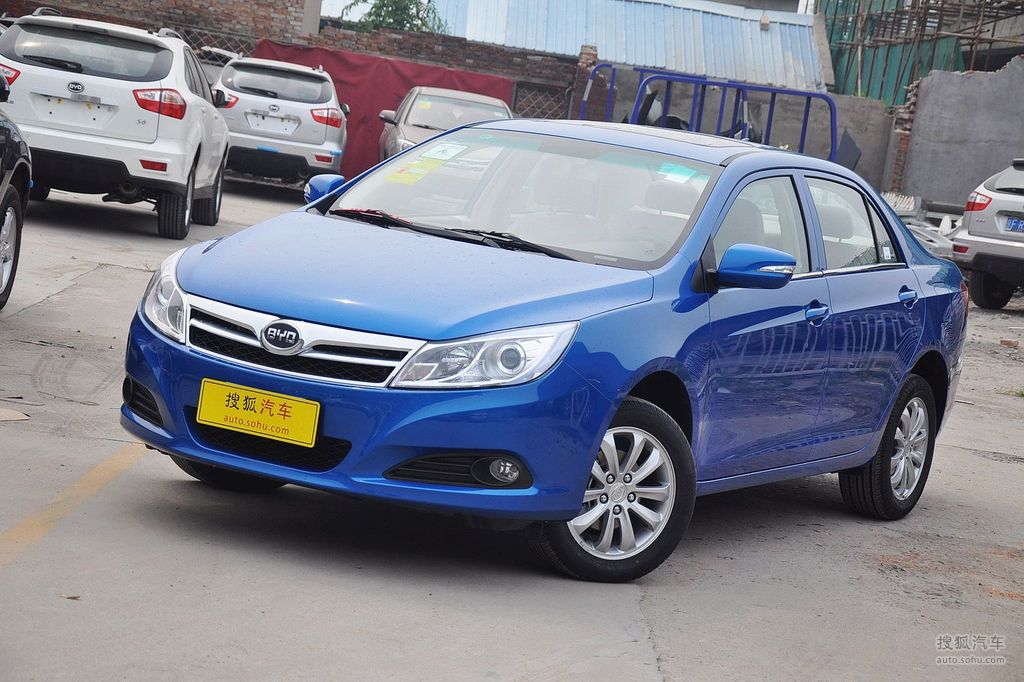 全新比亚迪速锐1.5ti手动豪华型