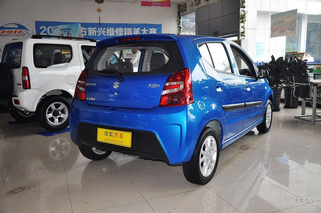 2013款长安铃木新奥拓10l手动炫酷型