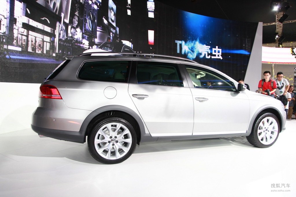 大众迈腾四驱旅行车