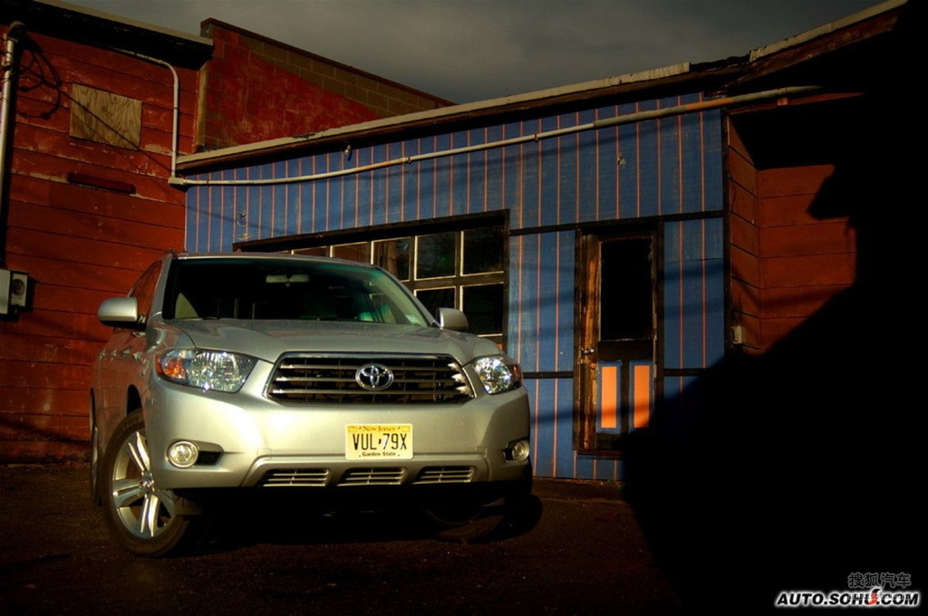 2008款丰田汉兰达sport