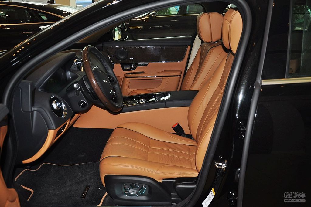 2013款捷豹xjl30sc旗舰商务版到店实拍