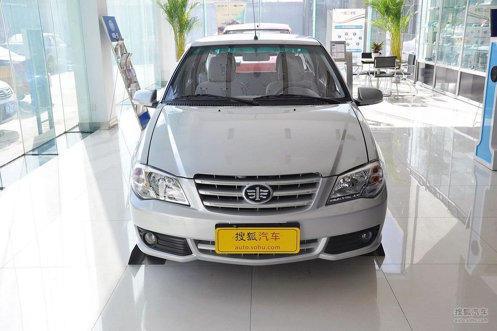 一汽夏利n3两厢