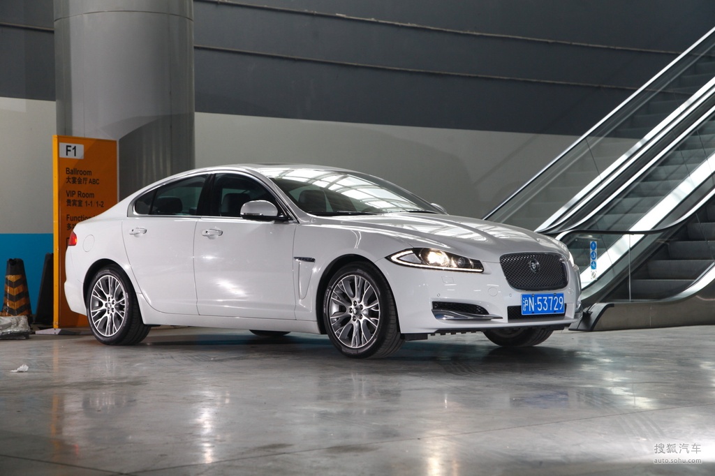 【 捷豹xf高清图片】_极光白普通漆_外观_搜狐汽车网