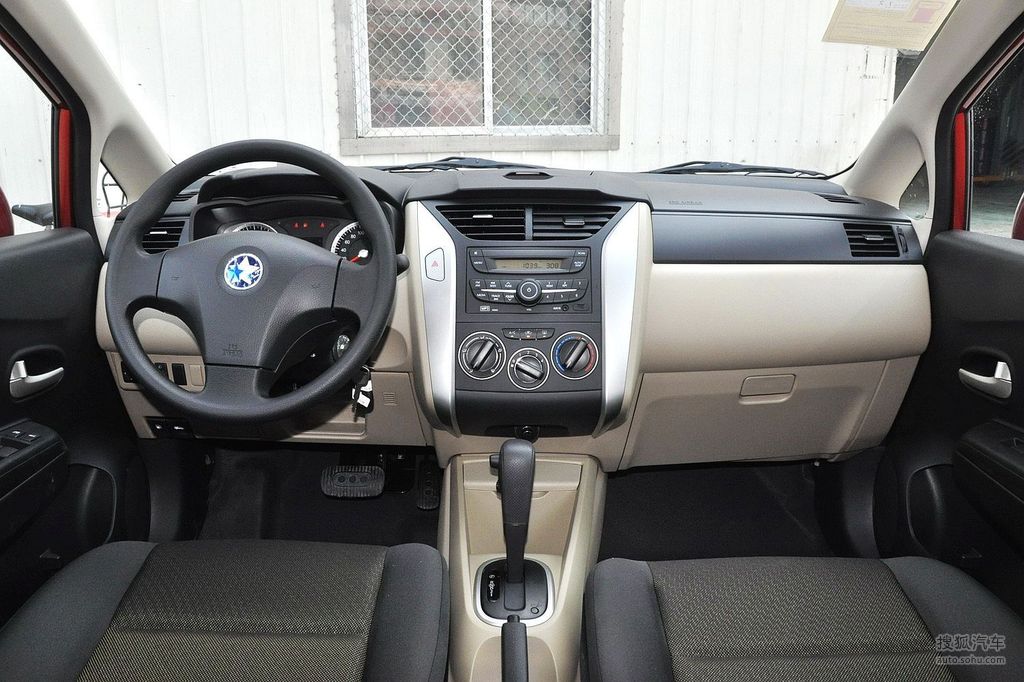 【 东风启辰r50高清图片】_深色内饰_内饰_搜狐汽车网