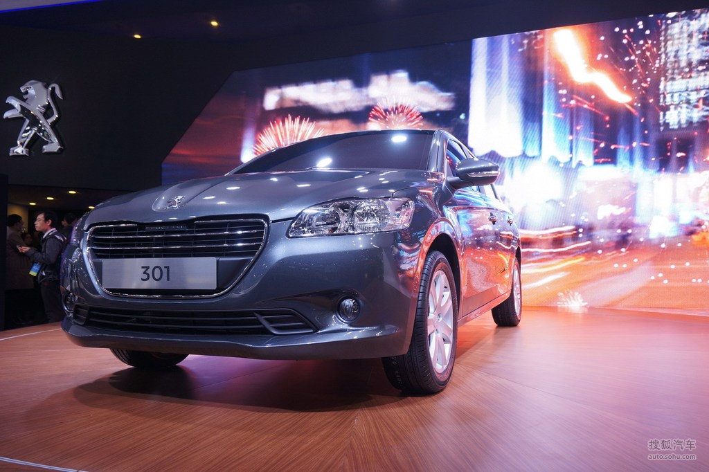 标致301上海车展实拍