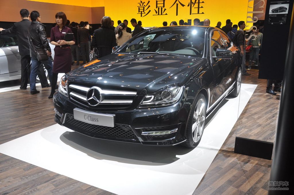 图库 奔驰 奔驰(进口) c级轿跑车组图 奔驰c180 coupe上海车展实拍