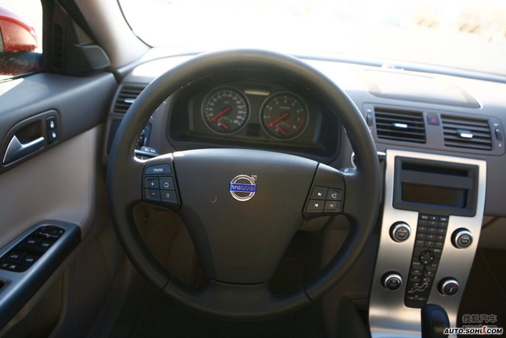 【 沃尔沃s40高清图片】_内饰_搜狐汽车网