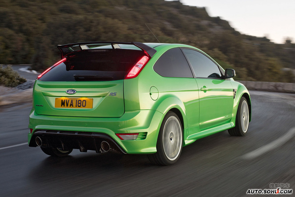 2009款福特福克斯rs