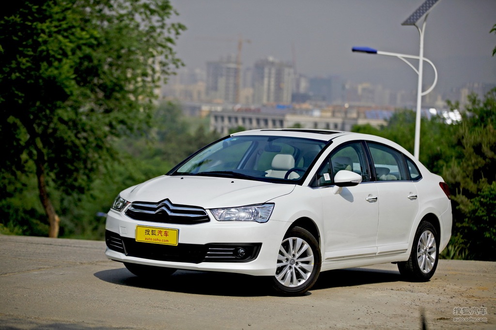 雪铁龙经典世嘉