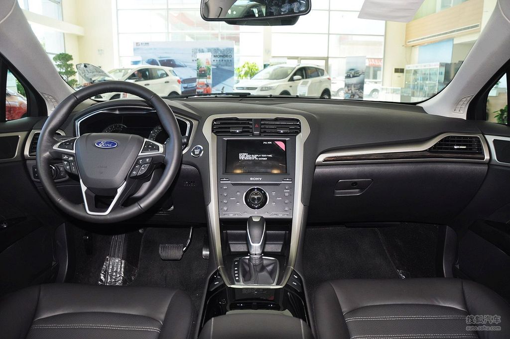 支持键盘翻页 ←左 右→内饰颜色:黑色福特蒙迪欧4s店报价:14
