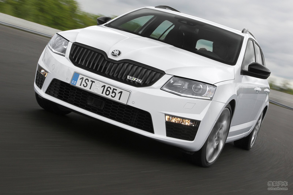 斯柯达法比亚rs