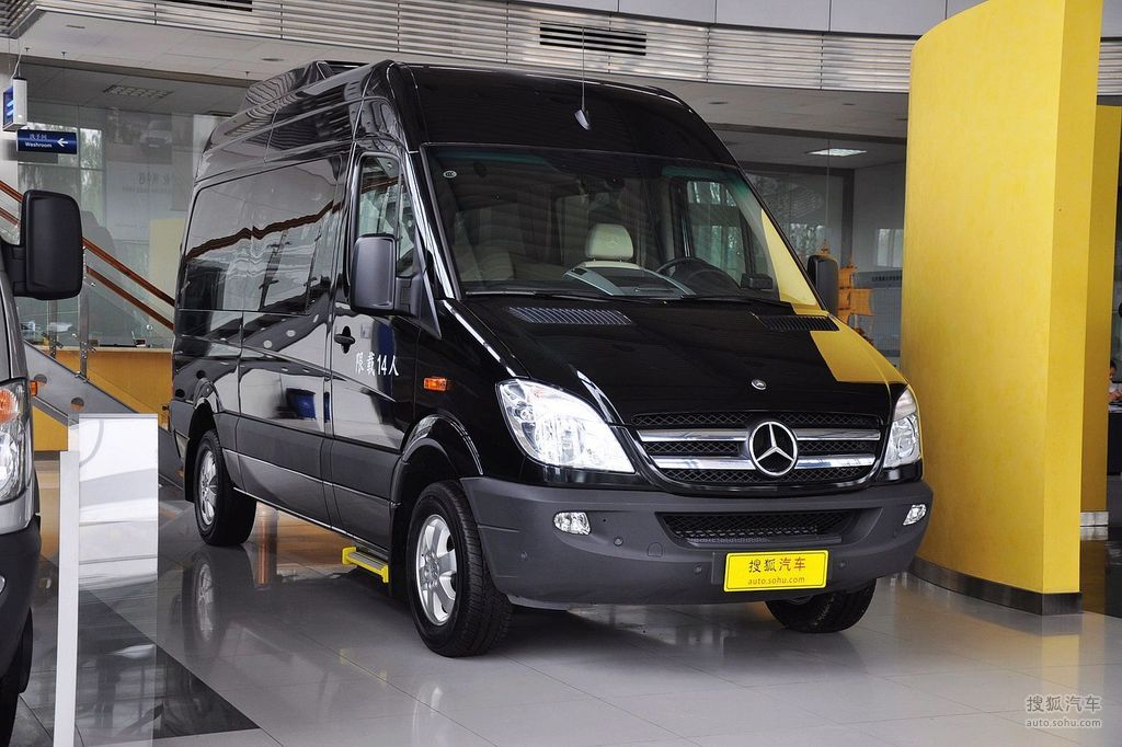 【 奔驰凌特高清图片】_曜石黑_外观_搜狐汽车网