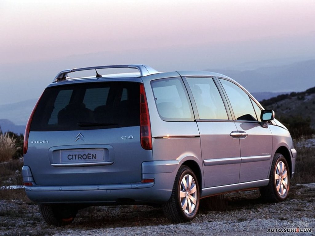 雪铁龙雪铁龙c8