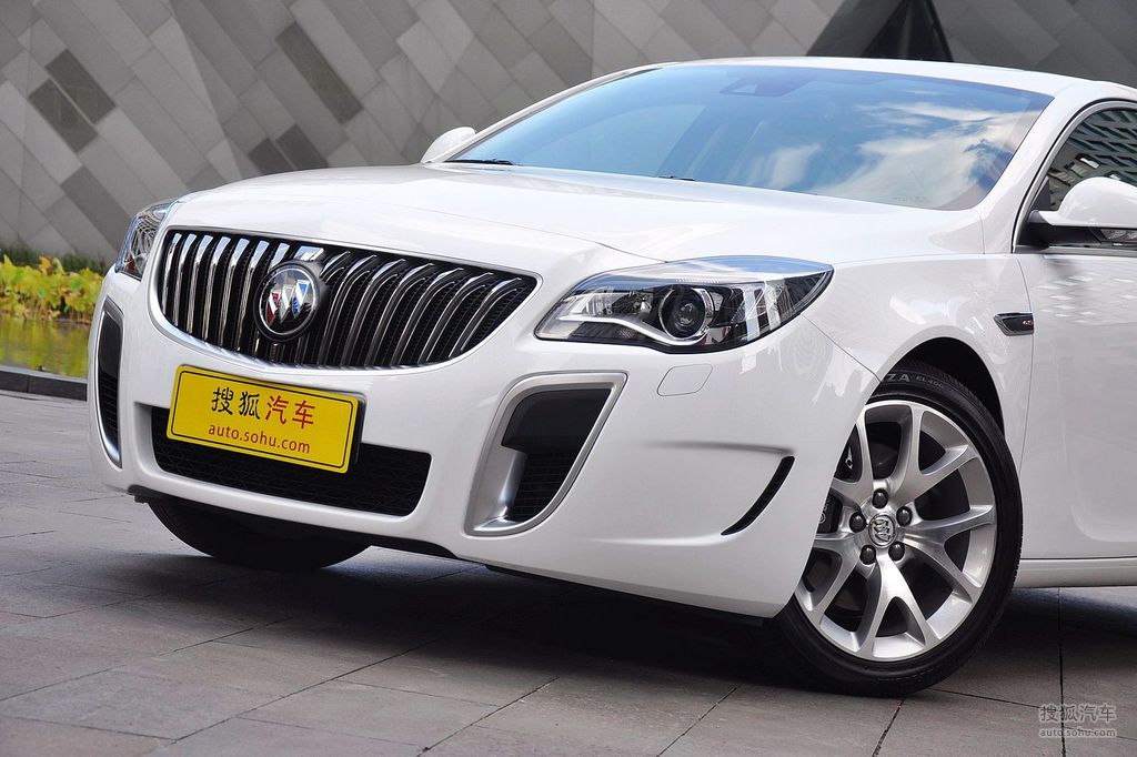 2014款别克全新君威gs到店实拍