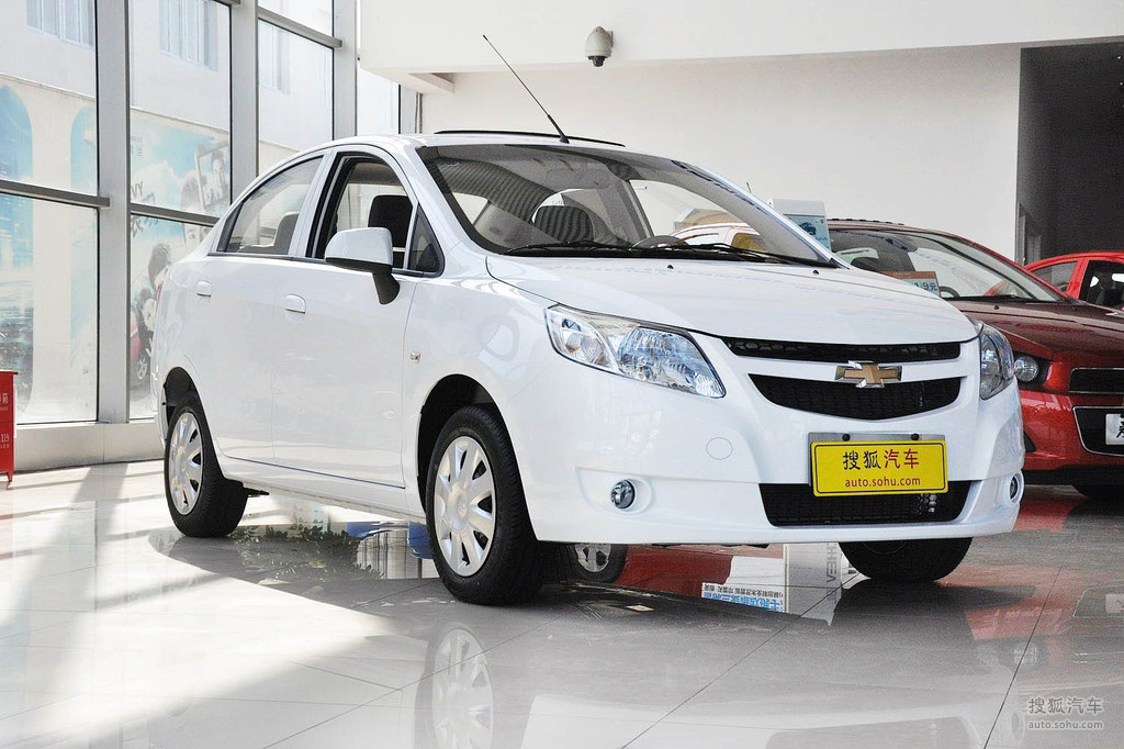 雪佛兰赛欧三厢