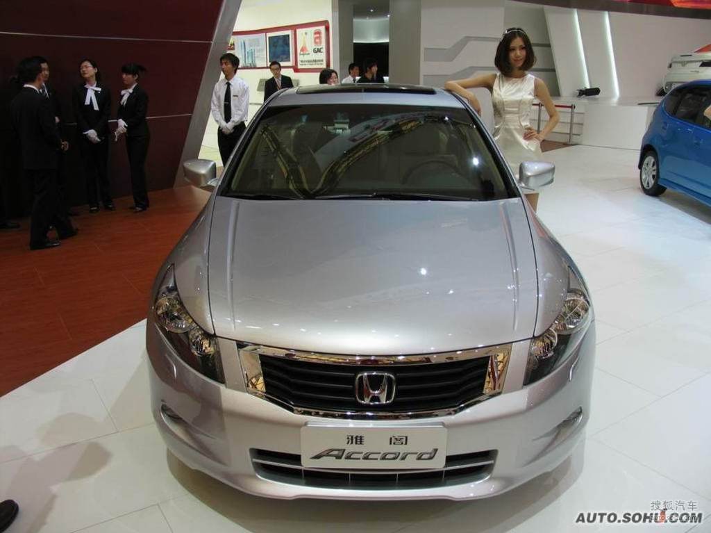 【 本田雅阁高清图片】_外观_搜狐汽车网