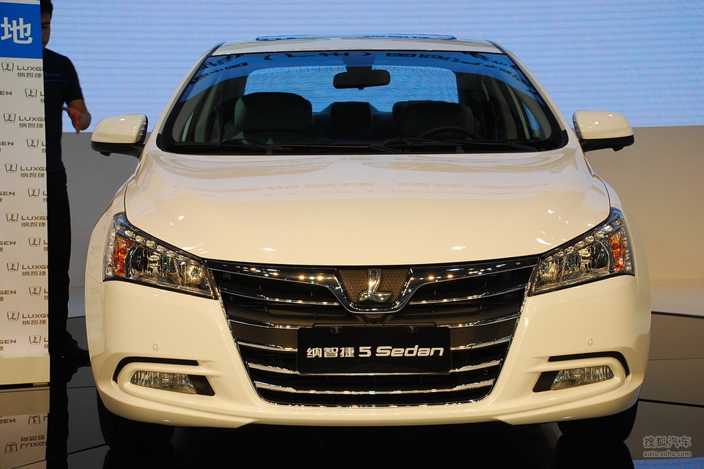 纳智捷5 sedan 广州车展实拍提示:支持键盘翻页 ←左 右→外观(694)