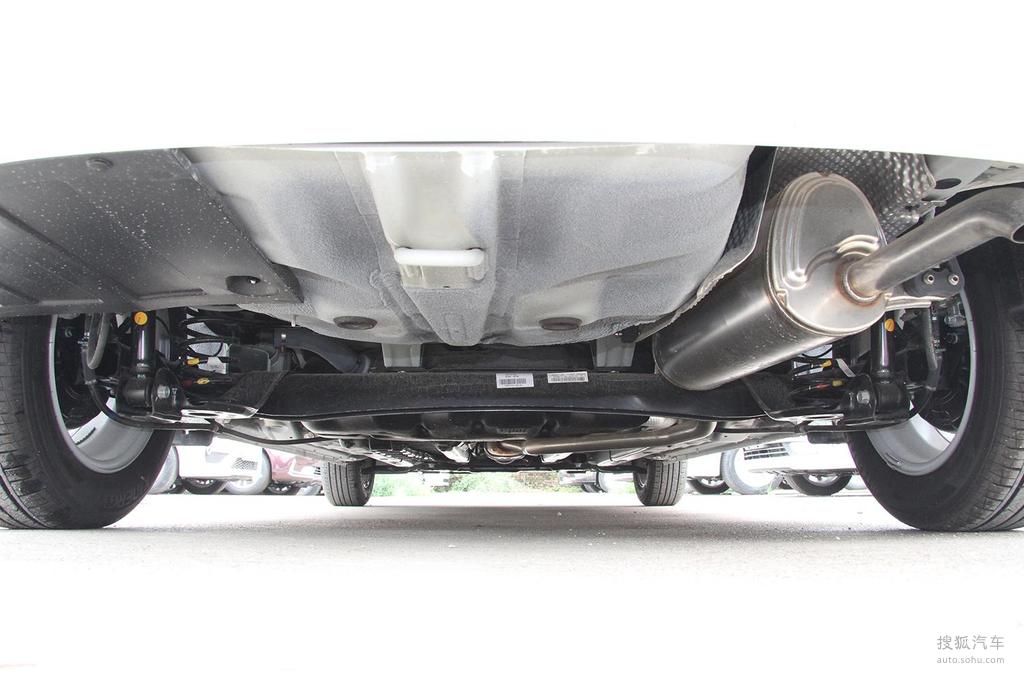 【 起亚k2三厢高清图片】_底盘发动机_搜狐汽车网