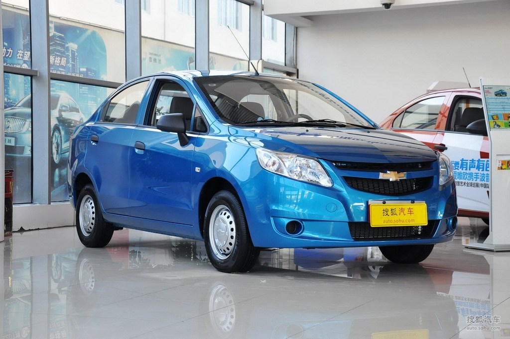 雪佛兰赛欧三厢