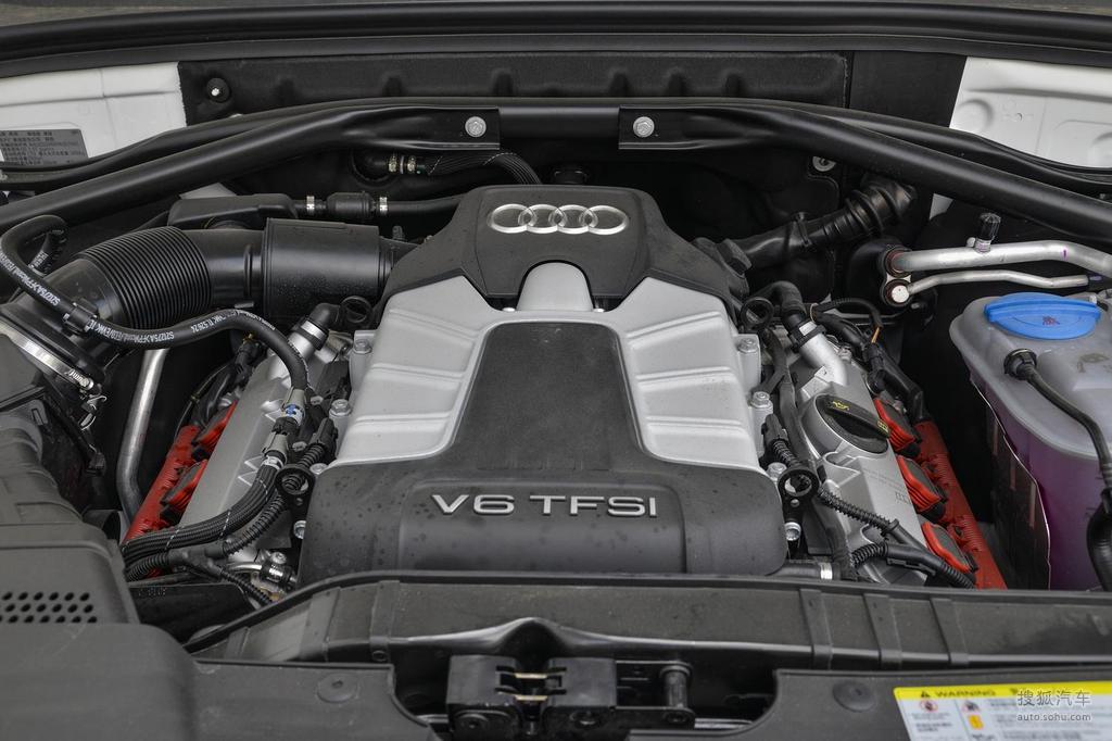 2013款奧迪q5 45 tfsi quattro 運動型 發動機特寫 提示:支持