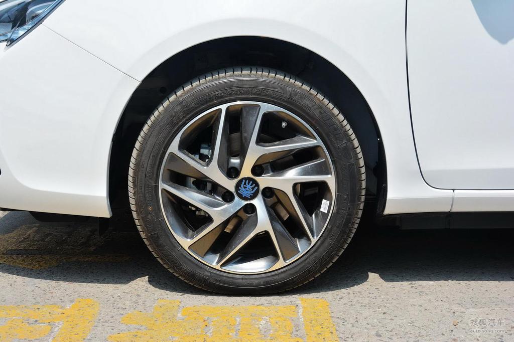 2017款比亚迪 秦100 - 车轮整体提示:支持键盘翻页 ←左 右