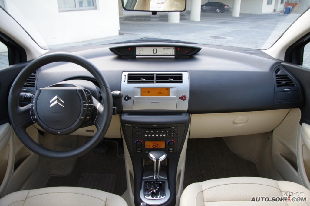 雪铁龙经典世嘉