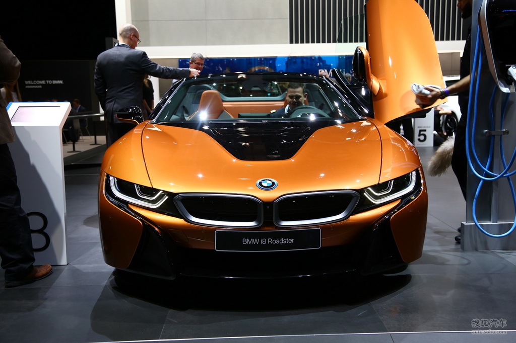 宝马i8roadster北美车展实拍