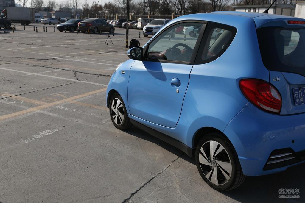 2017款 知豆d2 d2 智享版