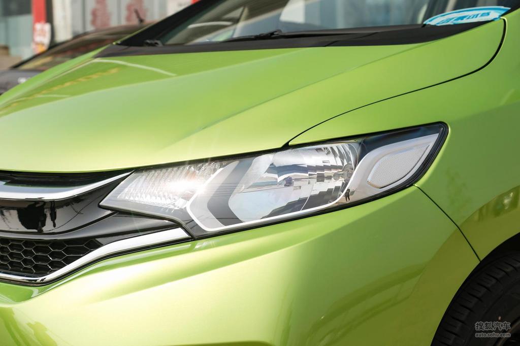 2018款本田飞度15lcvt潮跑版