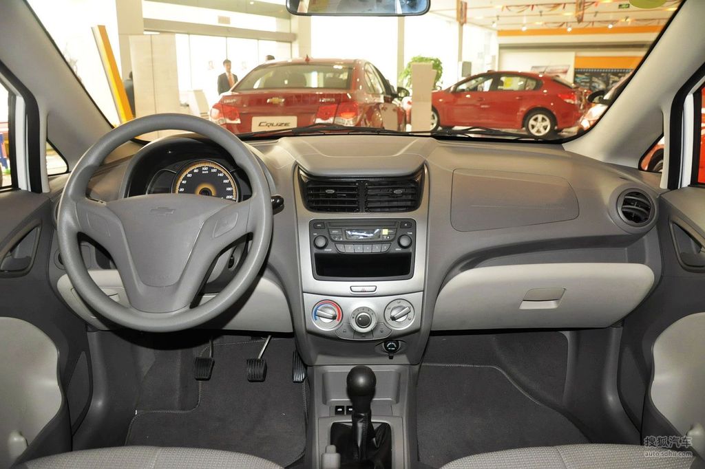 【 雪佛兰赛欧两厢高清图片】_深色内饰_内饰_搜狐汽车网