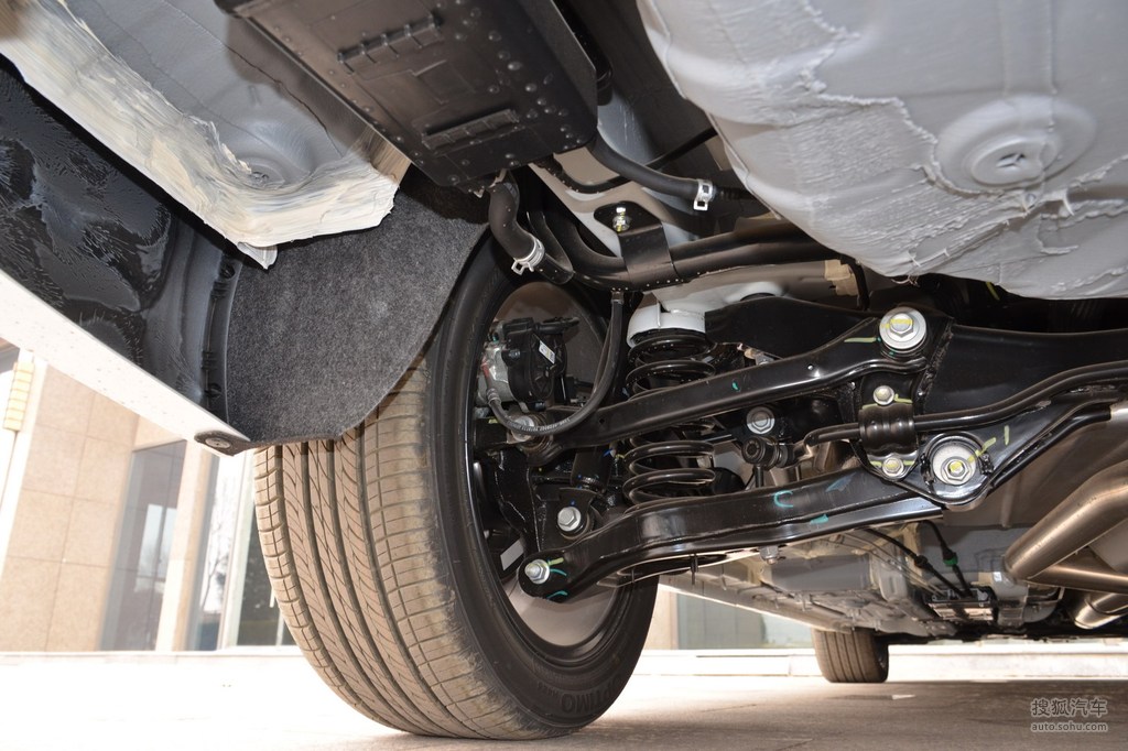 【 长安睿骋cc高清图片】_底盘发动机_搜狐汽车网