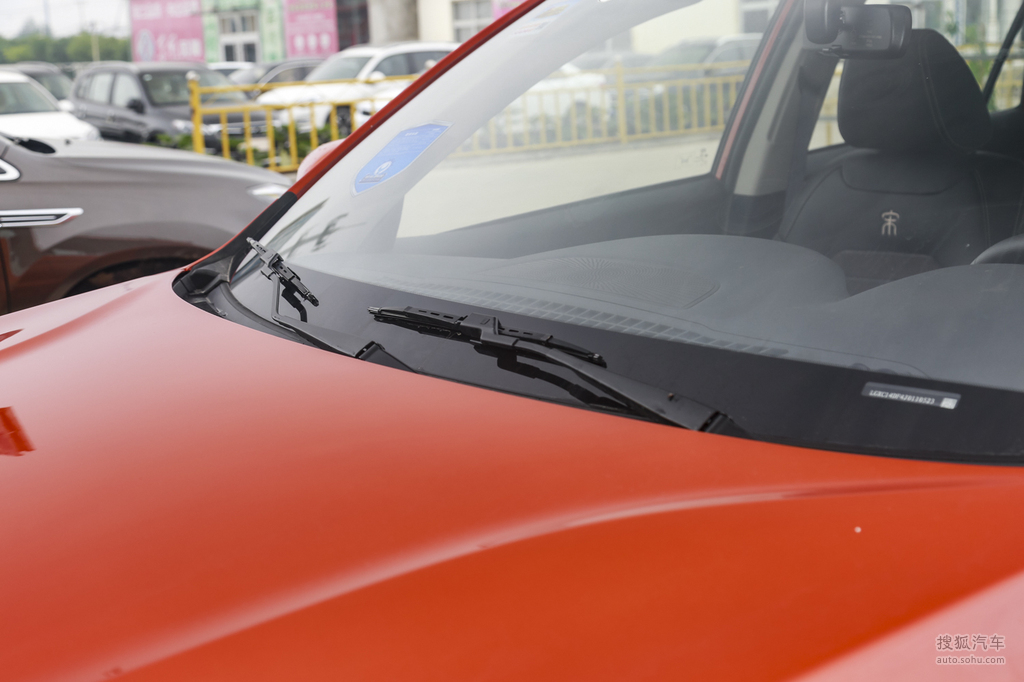 翡翠黄水晶白流光白活力橙山脉灰下载高清