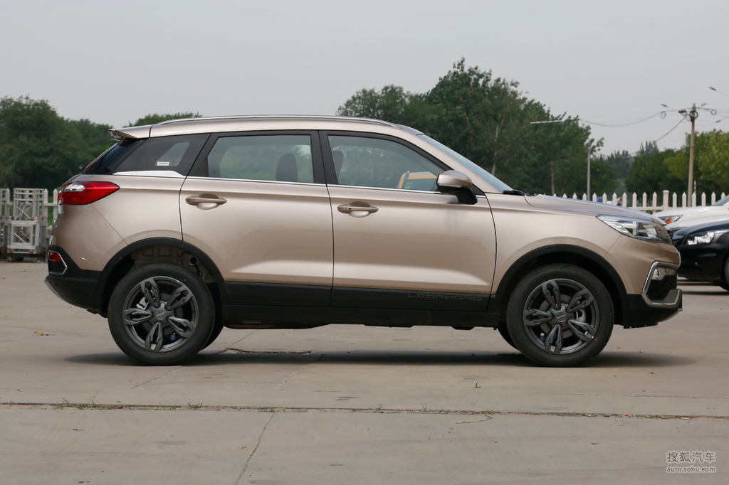 2017款猎豹cs915lcvt风尚型