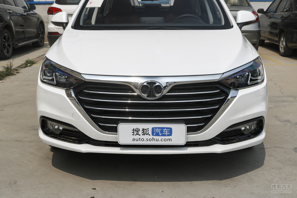 北京汽车全新d50