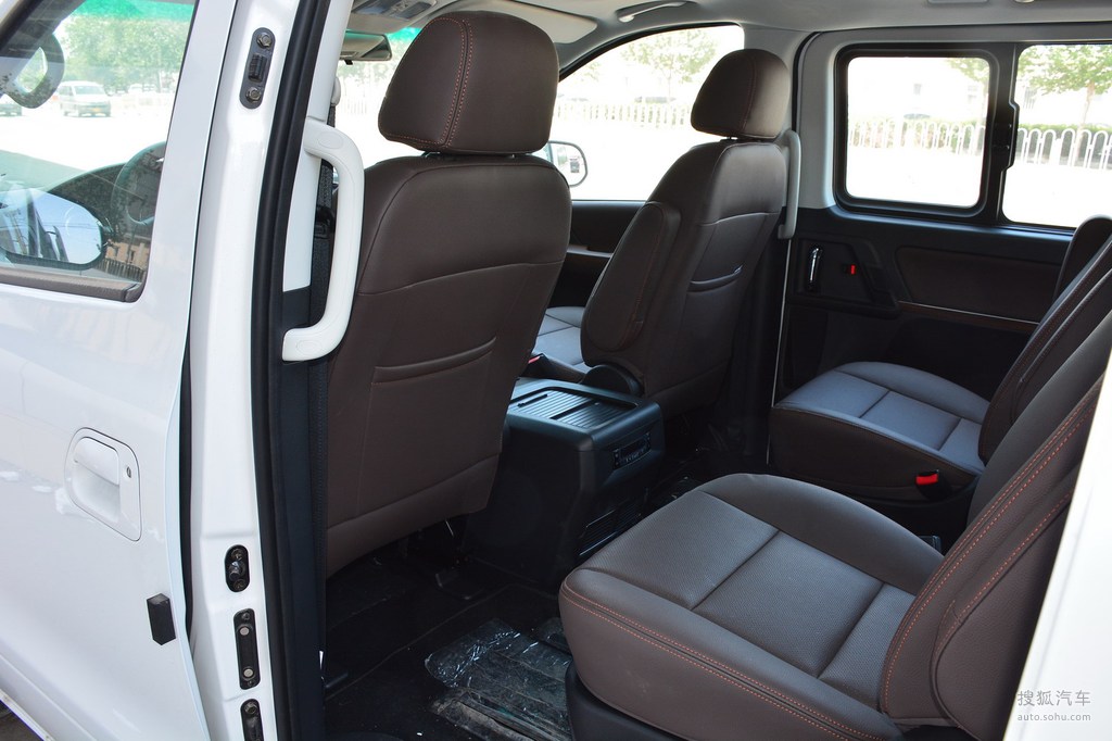 【 东风风行cm7高清图片】_黑色/棕色_内饰_搜狐汽车网