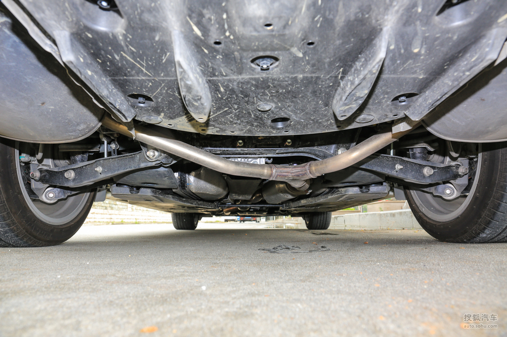 【 丰田皇冠高清图片】_2018款 2.0t 尊享版_底盘发动机_搜狐汽车网