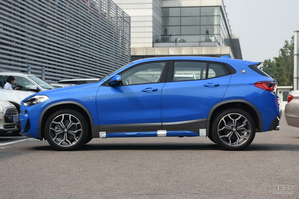 【 宝马x2高清图片】_天际蓝_外观_搜狐汽车网