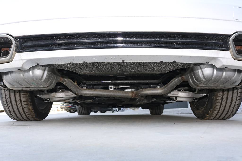 【 福特金牛座高清图片】_底盘发动机_搜狐汽车网