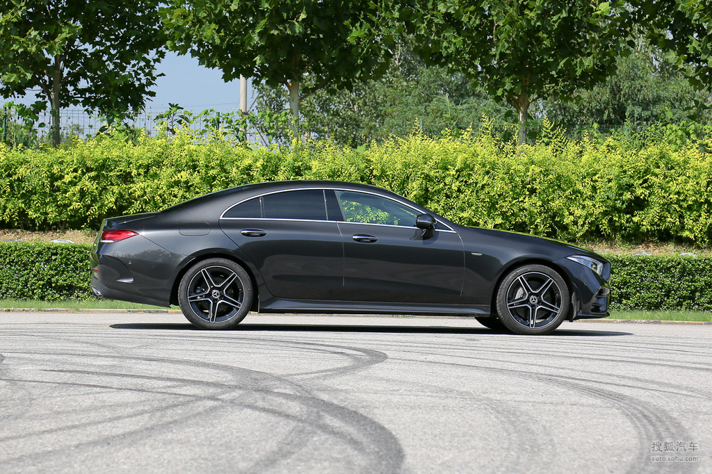 【 奔驰cls级高清图片】_2018款 cls 350 4matic先型特别版_石墨灰