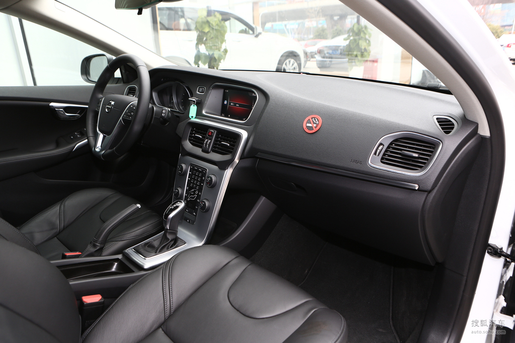 【 沃尔沃v40高清图片】_内饰_搜狐汽车网