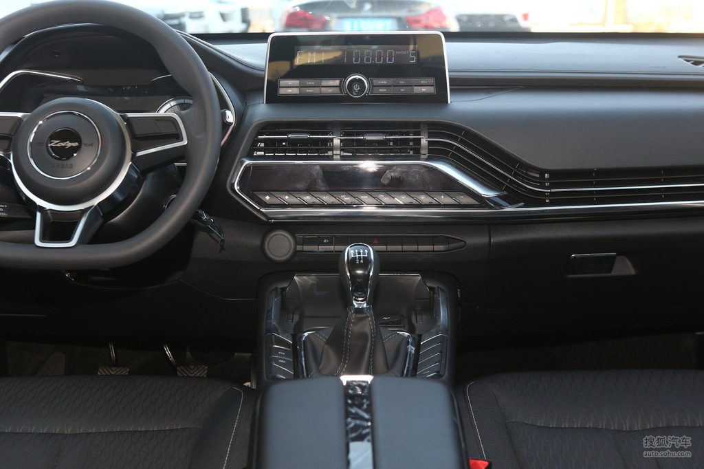 【 众泰t500高清图片】_黑色_内饰_搜狐汽车网