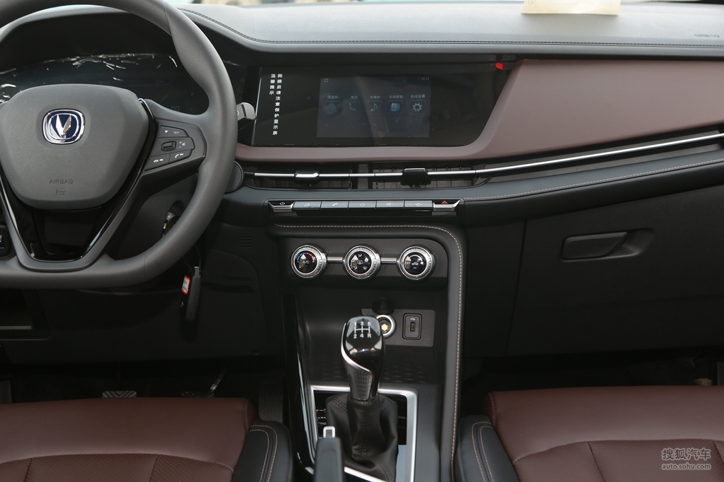 【 长安cs15高清图片】_黑色/棕色_内饰_搜狐汽车网