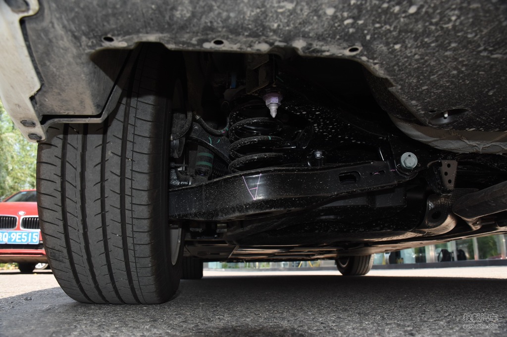 【 丰田雷凌双擎高清图片】_2019款 1.