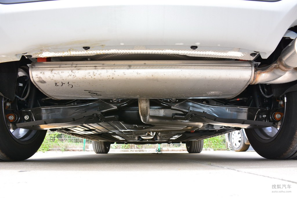 【 福特全新福克斯active高清图片】_底盘发动机_搜狐汽车网