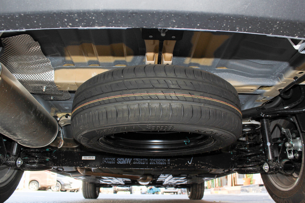 【 宝骏360高清图片】_底盘发动机_搜狐汽车网