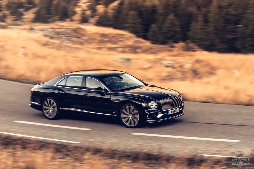 【 宾利飞驰高清图片】_深蓝宝石_外观_搜狐汽车网